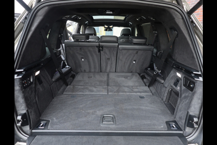 BMW X7 40i xDrive | Skylounge - Trekhaak - B&W
