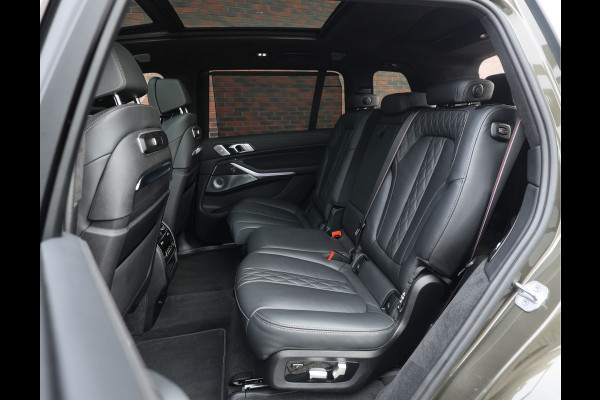BMW X7 40i xDrive | Skylounge - Trekhaak - B&W