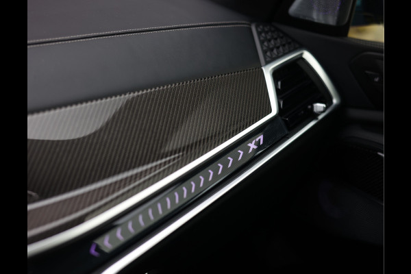 BMW X7 40i xDrive | Skylounge - Trekhaak - B&W