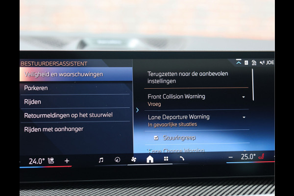 BMW X7 40i xDrive | Skylounge - Trekhaak - B&W