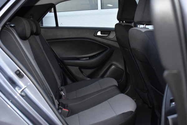 Hyundai i20 1.0 T-GDI 100PK Aut. Comfort | Camera | Carplay | PDC | Stoel- & Stuurverw. | Incl. garantie