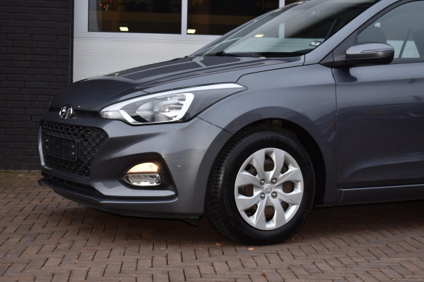 Hyundai i20 1.0 T-GDI 100PK Aut. Comfort | Camera | Carplay | PDC | Stoel- & Stuurverw. | Incl. garantie