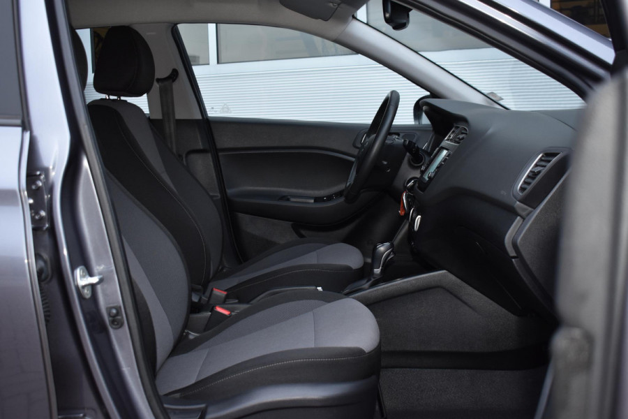 Hyundai i20 1.0 T-GDI 100PK Aut. Comfort | Camera | Carplay | PDC | Stoel- & Stuurverw. | Incl. garantie