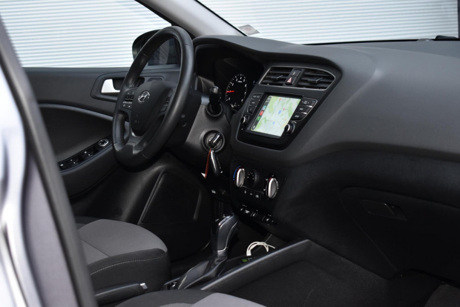 Hyundai i20 1.0 T-GDI 100PK Aut. Comfort | Camera | Carplay | PDC | Stoel- & Stuurverw. | Incl. garantie