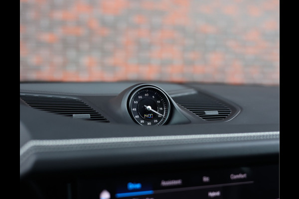 Porsche Cayenne 3.0 E-Hybrid | Pano - Trekhaak - Pas. Display