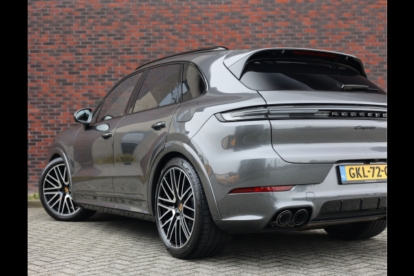 Porsche Cayenne 3.0 E-Hybrid | Pano - Trekhaak - Pas. Display