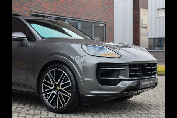Porsche Cayenne 3.0 E-Hybrid | Pano - Trekhaak - Pas. Display