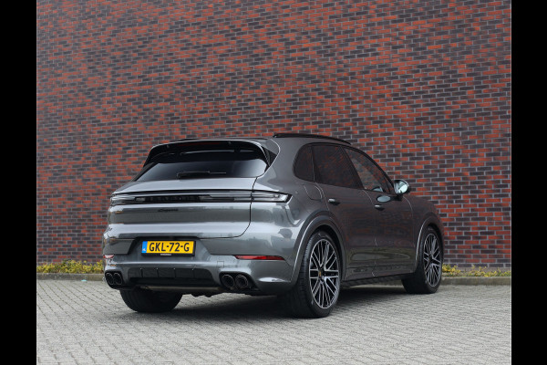 Porsche Cayenne 3.0 E-Hybrid | Pano - Trekhaak - Pas. Display