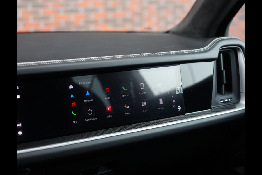 Porsche Cayenne 3.0 E-Hybrid | Pano - Trekhaak - Pas. Display