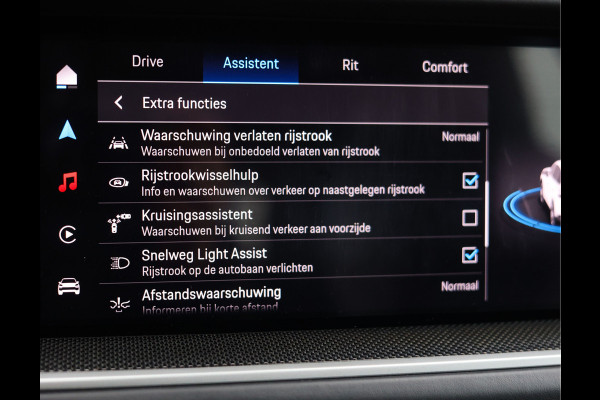 Porsche Cayenne 3.0 E-Hybrid | Pano - Trekhaak - Pas. Display