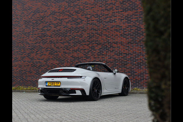 Porsche 911 Cabrio 3.0 Carrera 4S | Krijt - Sport Chrono - Burmester
