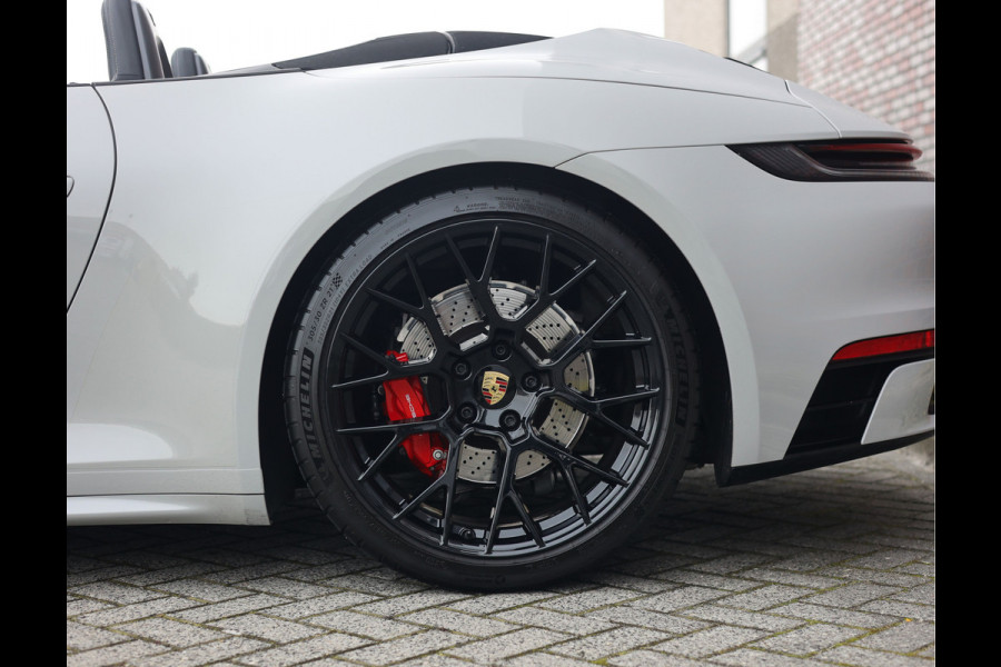Porsche 911 Cabrio 3.0 Carrera 4S | Krijt - Sport Chrono - Burmester