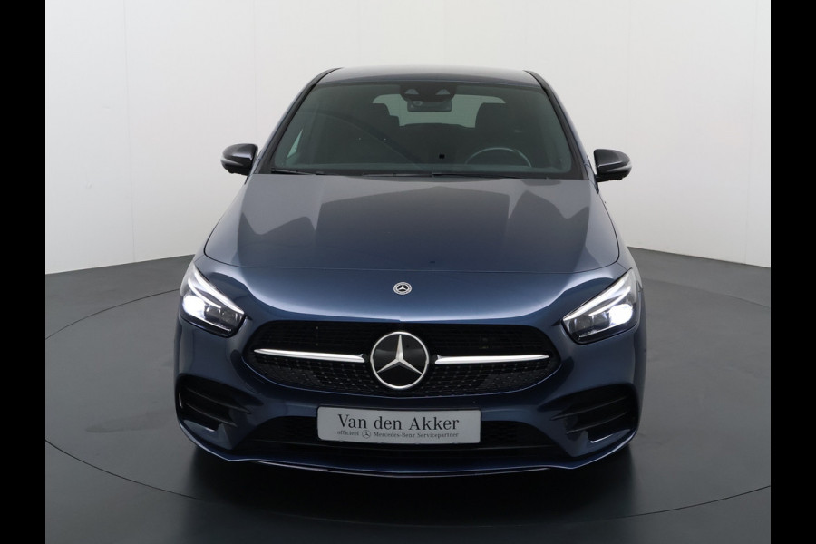 Mercedes-Benz B-Klasse 250e AMG // Distronic // 360 Camera // Memory // Burmester // Headup // Keyless // MultiBeam LED // Augmented Reality