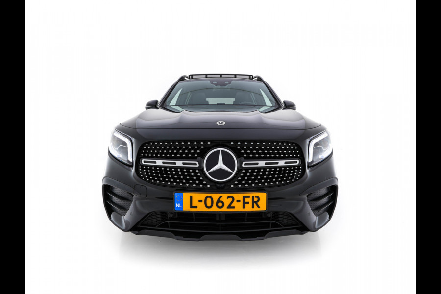 Mercedes-Benz Glb 200 Business Solution AMG Aut. *PANO | LEATHER-MICROFIBRE | FULL-LED | AMBIENT-LIGHT | MEMORY-PACK | WIDE-SCREEN-DIGICOCKPIT | HEATED-SPORTSEATS | KEYLESS | BLIND-SPOT | NAVI-FULLMAP | DAB+ | ECC | PDC | CRUISE | 19''