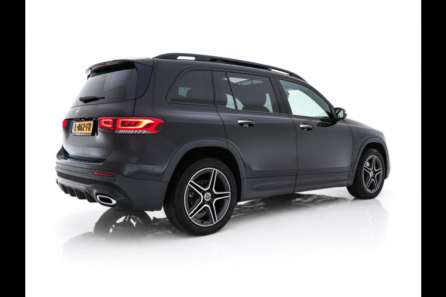Mercedes-Benz Glb 200 Business Solution AMG Aut. *PANO | LEATHER-MICROFIBRE | FULL-LED | AMBIENT-LIGHT | MEMORY-PACK | WIDE-SCREEN-DIGICOCKPIT | HEATED-SPORTSEATS | KEYLESS | BLIND-SPOT | NAVI-FULLMAP | DAB+ | ECC | PDC | CRUISE | 19''