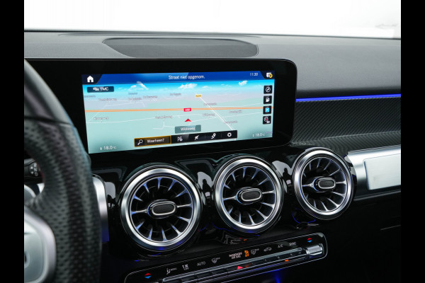 Mercedes-Benz Glb 200 Business Solution AMG Aut. *PANO | LEATHER-MICROFIBRE | FULL-LED | AMBIENT-LIGHT | MEMORY-PACK | WIDE-SCREEN-DIGICOCKPIT | HEATED-SPORTSEATS | KEYLESS | BLIND-SPOT | NAVI-FULLMAP | DAB+ | ECC | PDC | CRUISE | 19''