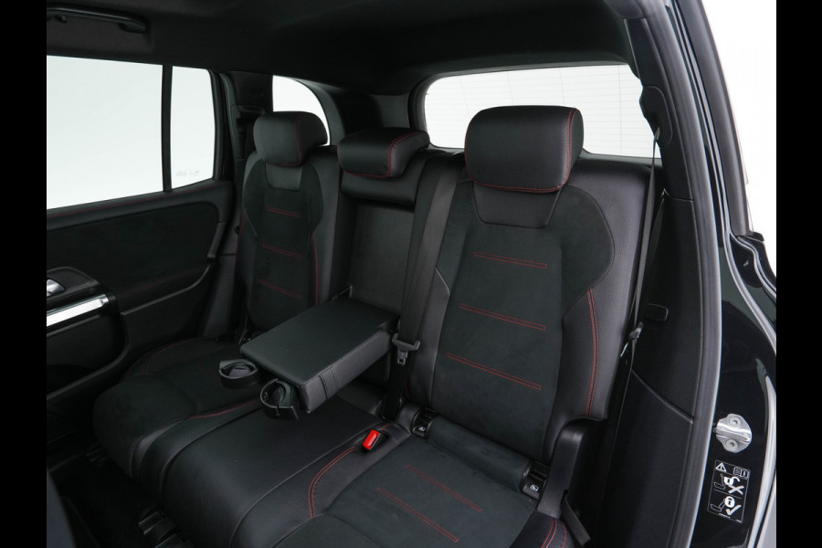 Mercedes-Benz Glb 200 Business Solution AMG Aut. *PANO | LEATHER-MICROFIBRE | FULL-LED | AMBIENT-LIGHT | MEMORY-PACK | WIDE-SCREEN-DIGICOCKPIT | HEATED-SPORTSEATS | KEYLESS | BLIND-SPOT | NAVI-FULLMAP | DAB+ | ECC | PDC | CRUISE | 19''