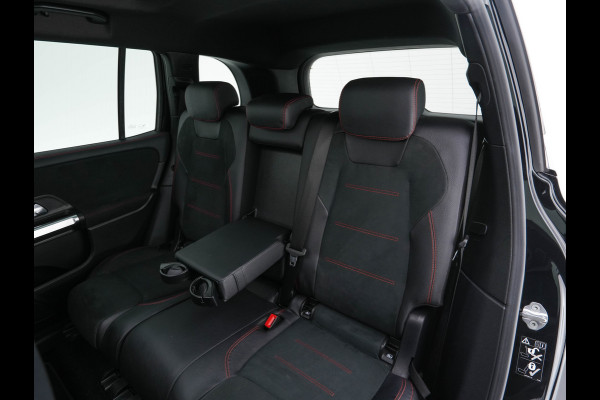 Mercedes-Benz Glb 200 Business Solution AMG Aut. *PANO | LEATHER-MICROFIBRE | FULL-LED | AMBIENT-LIGHT | MEMORY-PACK | WIDE-SCREEN-DIGICOCKPIT | HEATED-SPORTSEATS | KEYLESS | BLIND-SPOT | NAVI-FULLMAP | DAB+ | ECC | PDC | CRUISE | 19''