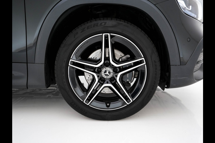 Mercedes-Benz Glb 200 Business Solution AMG Aut. *PANO | LEATHER-MICROFIBRE | FULL-LED | AMBIENT-LIGHT | MEMORY-PACK | WIDE-SCREEN-DIGICOCKPIT | HEATED-SPORTSEATS | KEYLESS | BLIND-SPOT | NAVI-FULLMAP | DAB+ | ECC | PDC | CRUISE | 19''