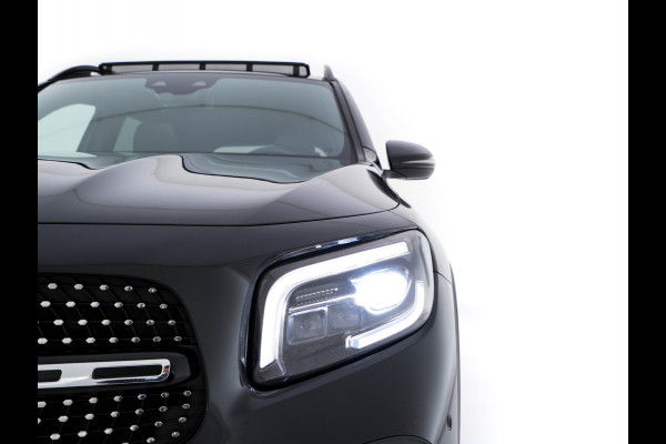 Mercedes-Benz Glb 200 Business Solution AMG Aut. *PANO | LEATHER-MICROFIBRE | FULL-LED | AMBIENT-LIGHT | MEMORY-PACK | WIDE-SCREEN-DIGICOCKPIT | HEATED-SPORTSEATS | KEYLESS | BLIND-SPOT | NAVI-FULLMAP | DAB+ | ECC | PDC | CRUISE | 19''