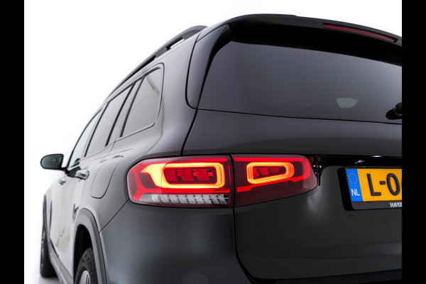 Mercedes-Benz Glb 200 Business Solution AMG Aut. *PANO | LEATHER-MICROFIBRE | FULL-LED | AMBIENT-LIGHT | MEMORY-PACK | WIDE-SCREEN-DIGICOCKPIT | HEATED-SPORTSEATS | KEYLESS | BLIND-SPOT | NAVI-FULLMAP | DAB+ | ECC | PDC | CRUISE | 19''