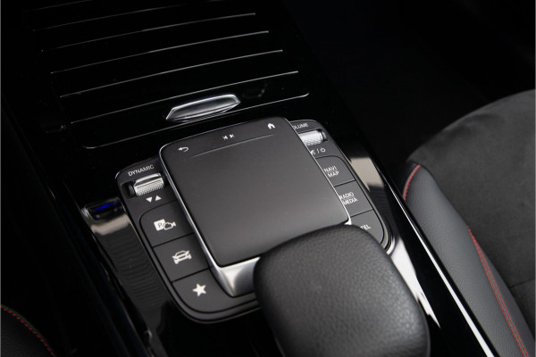 Mercedes-Benz CLA-Klasse 250 e AMG Premium, Pano, Widescreen, Head-up, Nightpack 2022