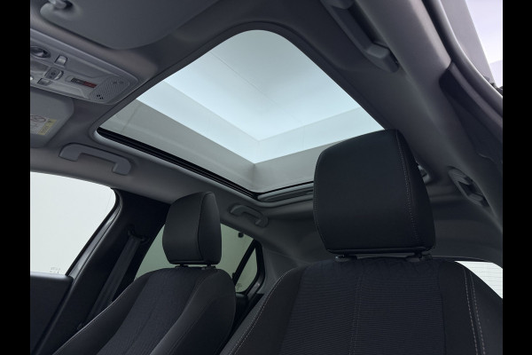 Opel CORSA-E Elegance 50kWh SOH 91% Panoramadak Adap.Cruise Warmtepomp 360°Camera Navi Ecc Apple Carplay Android Auto Pdc Lane Assist Lmv Privacy Glas Regen-Lichtsensor Led Keyless Zeer complete en keurig onderhouden Electrische Opel Corsa