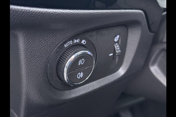 Opel CORSA-E Elegance 50kWh SOH 91% Panoramadak Adap.Cruise Warmtepomp 360°Camera Navi Ecc Apple Carplay Android Auto Pdc Lane Assist Lmv Privacy Glas Regen-Lichtsensor Led Keyless Zeer complete en keurig onderhouden Electrische Opel Corsa