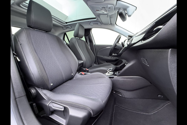 Opel CORSA-E Elegance 50kWh SOH 91% Panoramadak Adap.Cruise Warmtepomp 360°Camera Navi Ecc Apple Carplay Android Auto Pdc Lane Assist Lmv Privacy Glas Regen-Lichtsensor Led Keyless Zeer complete en keurig onderhouden Electrische Opel Corsa
