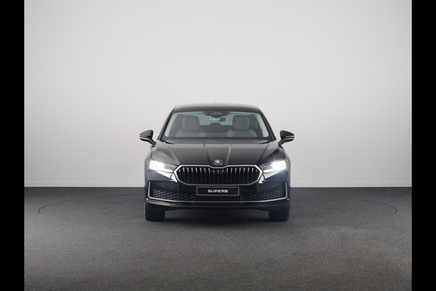Škoda Superb Business Edition PHEV 1.5 TSI 204 pk 6 versn. DSG | Trekhaak wegklapbaar | Chrome pakket | 18 inch lichtmetalen velgen
