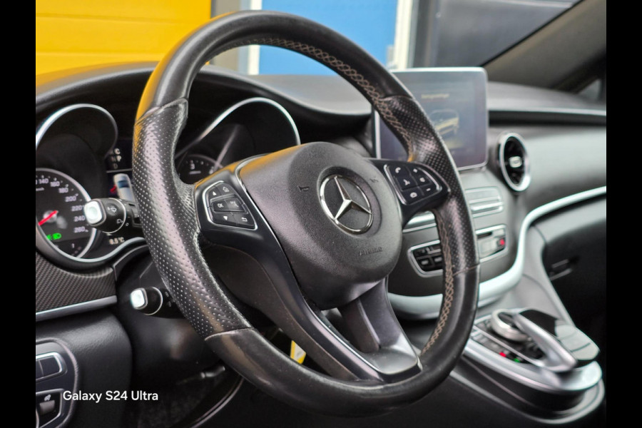 Mercedes-Benz V-Klasse 300d Lang DC AMG Edition / AUT / 2 Elek Schuifdeuren / Leder / 360 Camera / Cruise Control / Nav / Trekhaak