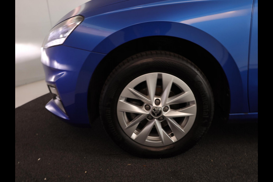 Škoda Fabia 1.0 TSI Business Edition 95 pk | Verlengde garantie | Navigatie via App | Parkeersensoren | Achteruitrijcamera | Stoelverwarming |