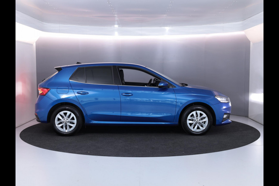 Škoda Fabia 1.0 TSI Business Edition 95 pk | Verlengde garantie | Navigatie via App | Parkeersensoren | Achteruitrijcamera | Stoelverwarming |