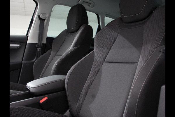 Škoda Karoq 1.5 TSI 150pk DSG ACT Selection | Navigatie | Apple Carplay/Android Auto | Camera | Parkeer sensoren | Adaptive Cruise Control | Lichtmetalen Velgen | Digitale Cockpit