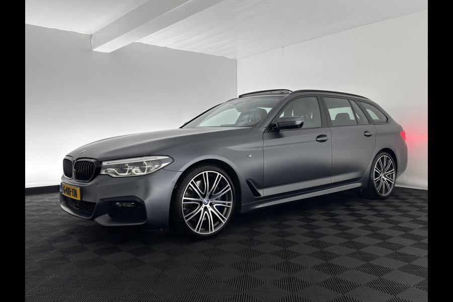 BMW 5 Serie Touring 540i xDrive High Executive M-Sportpack Aut. *PANO | HEAD-UP | LUXURY-LEATHER | FULL-LED | ADAPTIVE-CRUISE | BLIND-SPOT | TOP-VIEW | HARMAN/KARDON | KEYLESS | DIGI-COCKPIT | HEATED-COMFORTSEATS | AMBIENT-LIGHT | 20''ALU*