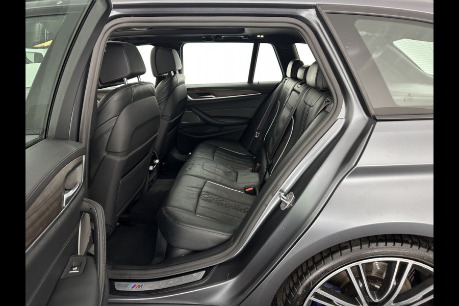 BMW 5 Serie Touring 540i xDrive High Executive M-Sportpack Aut. *PANO | HEAD-UP | LUXURY-LEATHER | FULL-LED | ADAPTIVE-CRUISE | BLIND-SPOT | TOP-VIEW | HARMAN/KARDON | KEYLESS | DIGI-COCKPIT | HEATED-COMFORTSEATS | AMBIENT-LIGHT | 20''ALU*