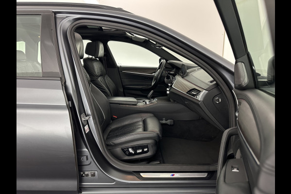 BMW 5 Serie Touring 540i xDrive High Executive M-Sportpack Aut. *PANO | HEAD-UP | LUXURY-LEATHER | FULL-LED | ADAPTIVE-CRUISE | BLIND-SPOT | TOP-VIEW | HARMAN/KARDON | KEYLESS | DIGI-COCKPIT | HEATED-COMFORTSEATS | AMBIENT-LIGHT | 20''ALU*