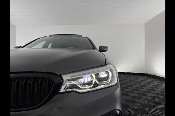 BMW 5 Serie Touring 540i xDrive High Executive M-Sportpack Aut. *PANO | HEAD-UP | LUXURY-LEATHER | FULL-LED | ADAPTIVE-CRUISE | BLIND-SPOT | TOP-VIEW | HARMAN/KARDON | KEYLESS | DIGI-COCKPIT | HEATED-COMFORTSEATS | AMBIENT-LIGHT | 20''ALU*