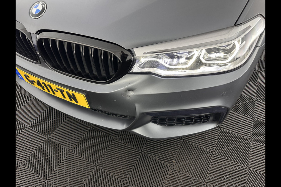 BMW 5 Serie Touring 540i xDrive High Executive M-Sportpack Aut. *PANO | HEAD-UP | LUXURY-LEATHER | FULL-LED | ADAPTIVE-CRUISE | BLIND-SPOT | TOP-VIEW | HARMAN/KARDON | KEYLESS | DIGI-COCKPIT | HEATED-COMFORTSEATS | AMBIENT-LIGHT | 20''ALU*