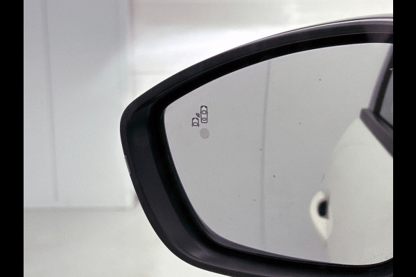 Fiat 600 1.2 Hybrid Bicolore CAMERA | CLIMA | DODEHOEKDETECT | NAVI-CARPLAY