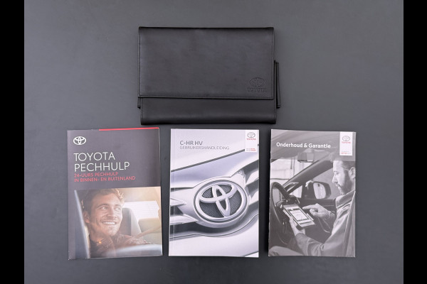 Toyota C-HR 2.0I 184PK Hybrid Automaat Leder Navi Ecc Camera Pdc JBL®-Audio Stoelverwarming Adap.Cruise Launch Edition Apple Carplay Android Auto Elek.Stoelen Lmv 18" Privacy Glas Isofix DAB Miracast™ Led Lane Assist Regen-Lichtsensor 1e Eigenaar Origineel Nederlandse Auto Dealeronderhouden