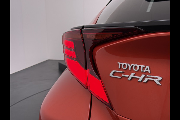 Toyota C-HR 2.0I 184PK Hybrid Automaat Leder Navi Ecc Camera Pdc JBL®-Audio Stoelverwarming Adap.Cruise Launch Edition Apple Carplay Android Auto Elek.Stoelen Lmv 18" Privacy Glas Isofix DAB Miracast™ Led Lane Assist Regen-Lichtsensor 1e Eigenaar Origineel Nederlandse Auto Dealeronderhouden