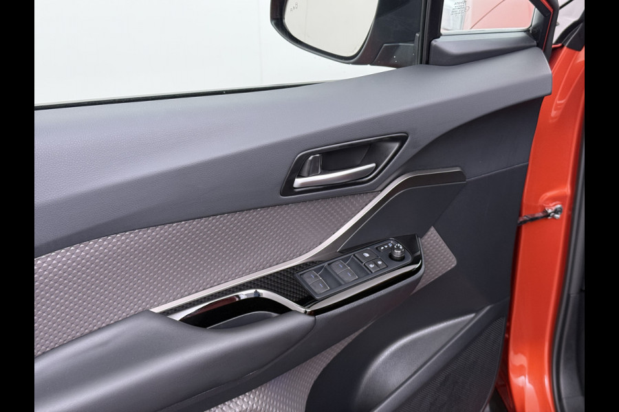Toyota C-HR 2.0I 184PK Hybrid Automaat Leder Navi Ecc Camera Pdc JBL®-Audio Stoelverwarming Adap.Cruise Launch Edition Apple Carplay Android Auto Elek.Stoelen Lmv 18" Privacy Glas Isofix DAB Miracast™ Led Lane Assist Regen-Lichtsensor 1e Eigenaar Origineel Nederlandse Auto Dealeronderhouden