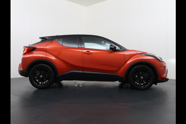 Toyota C-HR 2.0I 184PK Hybrid Automaat Leder Navi Ecc Camera Pdc JBL®-Audio Stoelverwarming Adap.Cruise Launch Edition Apple Carplay Android Auto Elek.Stoelen Lmv 18" Privacy Glas Isofix DAB Miracast™ Led Lane Assist Regen-Lichtsensor 1e Eigenaar Origineel Nederlandse Auto Dealeronderhouden