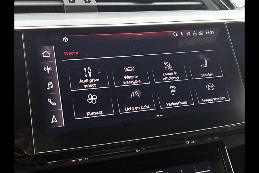 Audi e-tron Sportback 55 quattro Business edition Plus 95 kWh (PANO, STOELVERWARMING, LUCHTVERING, CARPLAY, PARKEERSENSOREN)
