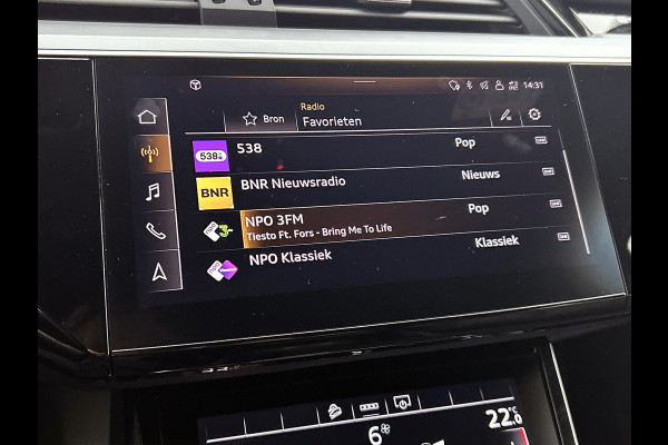 Audi e-tron Sportback 55 quattro Business edition Plus 95 kWh (PANO, STOELVERWARMING, LUCHTVERING, CARPLAY, PARKEERSENSOREN)