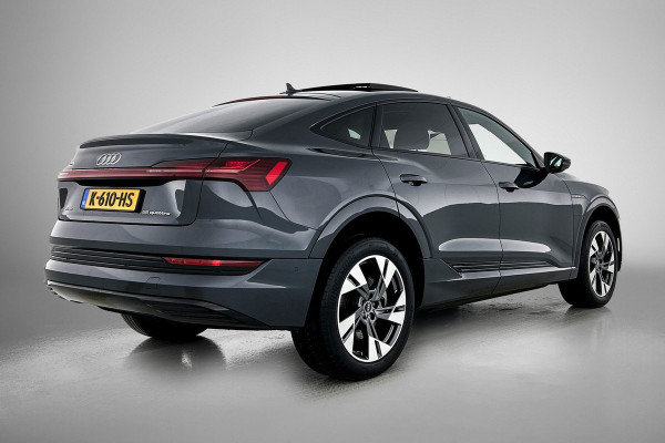 Audi e-tron Sportback 55 quattro Business edition Plus 95 kWh (PANO, STOELVERWARMING, LUCHTVERING, CARPLAY, PARKEERSENSOREN)