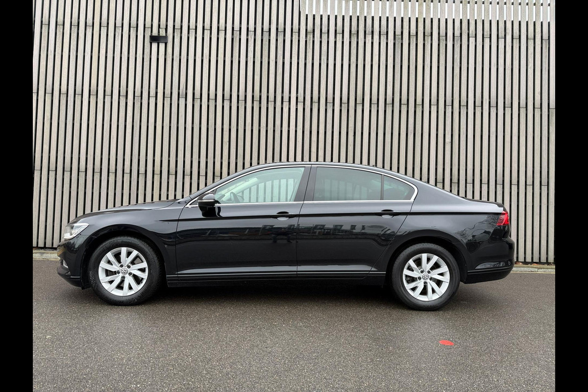 Volkswagen Passat 1.5 TSI Comfortline Business Automaat