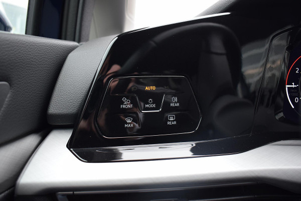 Volkswagen Golf Variant 1.0 TSI Life Business | Apple CarPlay | Stuur- en Stoelverw. | Camera