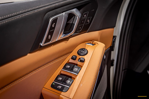 BMW X5 XDrive50e|Comfort|M-sport|Pano|DrivingPro|Fisc€99.000